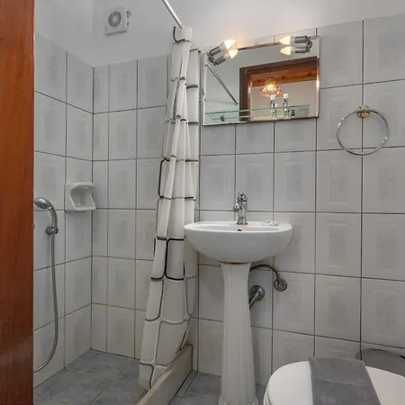 Myrtoo شقة فندقية Kyparíssion