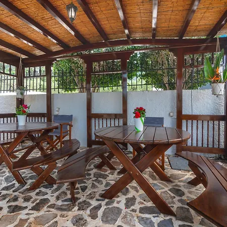 Myrtoo 아파트호텔 Kyparíssion