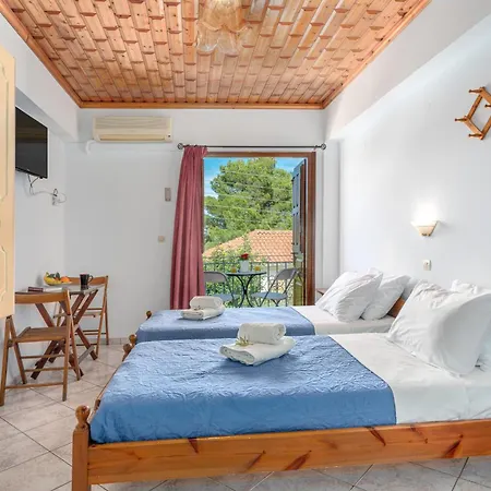 Myrtoo شقة فندقية Kyparíssion