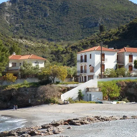 Myrtoo شقة فندقية Kyparíssion