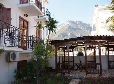 Myrtoo Aparthotel