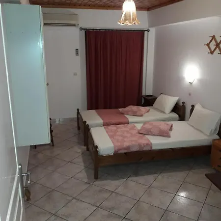 Myrtoo Aparthotel Kyparission